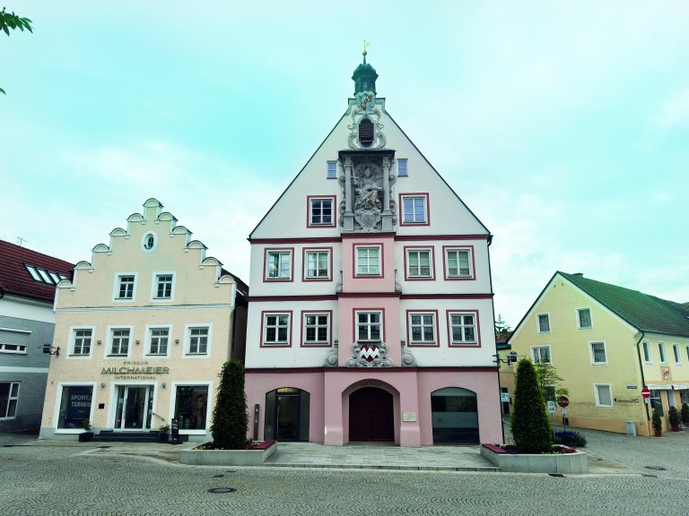 Historisches Rathaus neu