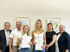 Abschlussprüfungen Franzi und Laura Abschlussprüfungen Franzi und Laura