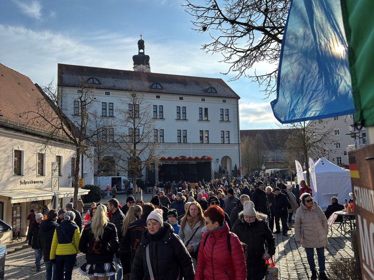 Lichtmessmarkt Bühne